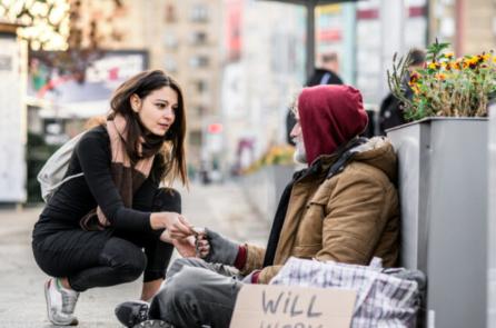 Đôi khi sự giúp đỡ cũng gây tổn thương