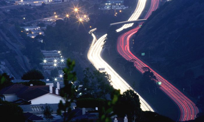 Quận San Diego đang tìm kiếm các giải pháp thay thế cho thuế đánh theo dặm đường