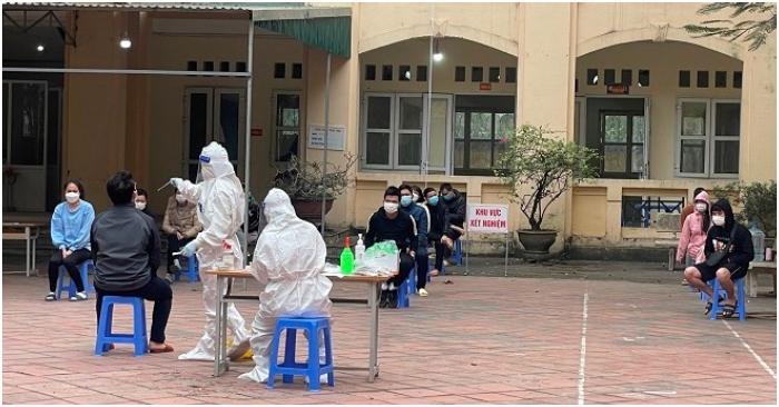 Việt Nam ngày 12/2