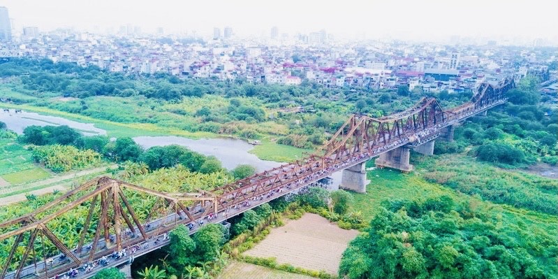 Cầu Long Biên