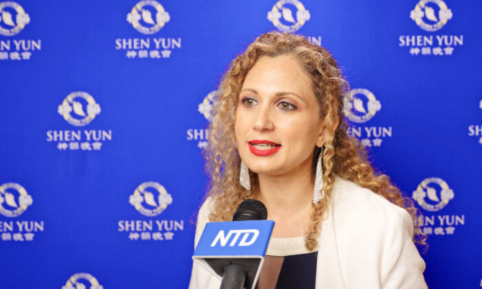 Nữ ca sĩ người Ý mô tả Shen Yun ‘đạt đến độ hoàn mỹ gần như thoát tục’