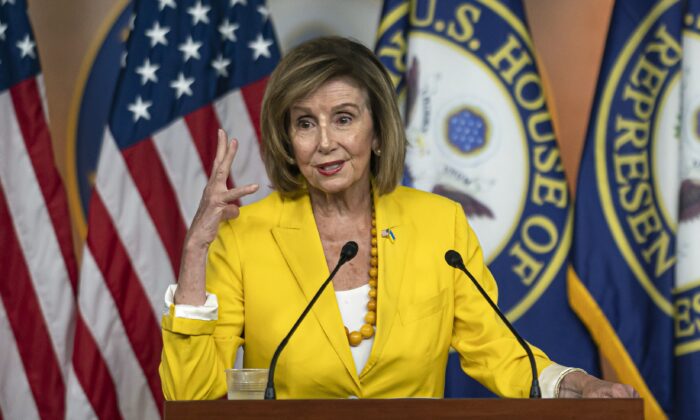 Ông Mike Pompeo đề nghị đến thăm Đài Loan cùng bà Nancy Pelosi trong lúc Bắc Kinh phẫn nộ