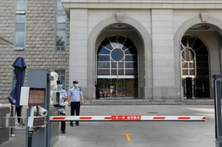 Những người đứng đầu ‘băng đảng chính trị’ bị kết án tù chung thân trước Đại hội Đảng