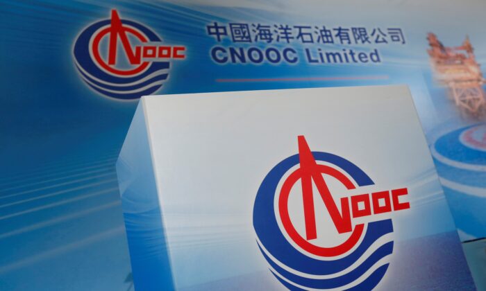 ĐCSTQ bán lại khí đốt của Nga biến Âu Châu trở thành bên phụ thuộc
