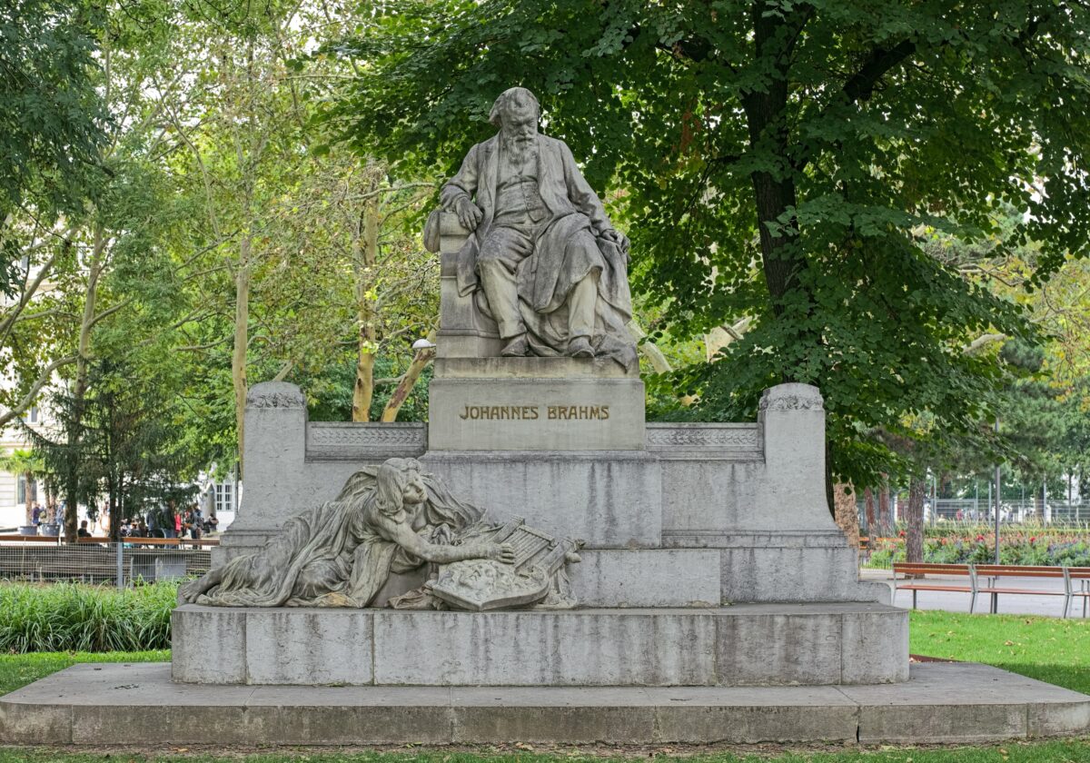 Nhà soạn nhạc Brahms đi ngược lại xu hướng của thời đại