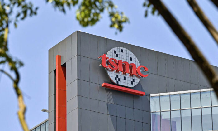 Một nhà máy của nhà sản xuất chất bán dẫn Đài Loan TSMC tại Công viên Khoa học Trung tâm Đài Loan ở Đài Trung, Đài Loan, ngày 25/03/2021. (Ảnh: Sam Yeh/AFP qua Getty Images)