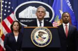 Tổng Chưởng lý Merrick Garland đưa ra nhận xét tại Tòa nhà Bộ Tư pháp Hoa Kỳ hôm 18/11/2022 ở Hoa Thịnh Đốn. (Ảnh: Anna Moneymaker/Getty Images)