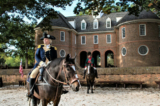 Một diễn viên tái hiện lại hình ảnh ngài George Washington cho du khách tham quan khu Thuộc Địa Williamsburg, tiểu bang Virginia. (Ảnh: Được sự cho phép của Blackhost600 / Dreamstime.com)
