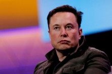 Giám đốc điều hành Tesla, Elon Musk, nói chuyện tại một hội thảo về game ở Los Angeles, California, vào ngày 13/06/2019. (Ảnh: Mike Blake/Reuters)