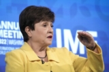 Giám đốc điều hành IMF Kristalina Georgieva tham gia một cuộc thảo luận tại trả lời các câu hỏi với các tổ chức xã hội dân sự tại trụ sở IMF ở Hoa Thịnh Đốn hôm 10/10/2022. (Ảnh: Drew Angerer/Getty Images)
