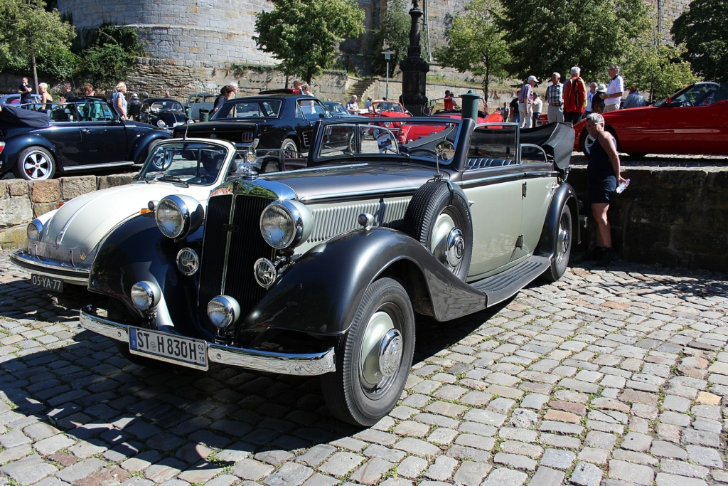 Một chiếc xe Horch 830 BL tại Bad Bentheim Burg, nước Đức. (Ảnh: Martin V/CC BY – SA 4.0)
