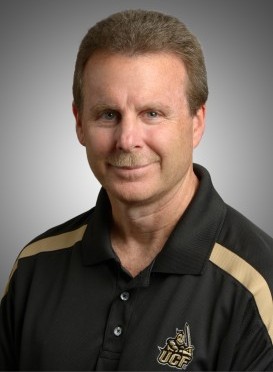 Giáo sư khoa học chính trị Aubrey Jewett của Đại học Trung tâm Florida. (Ảnh: Đăng dưới sự cho phép của ông Aubrey Jewett)