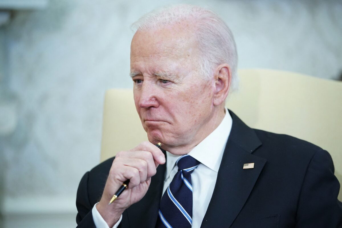 Tổng thống Joe Biden tại Oval Office của Tòa Bạch Ốc vào ngày 13/01/2023. (Ảnh: Mandel Ngan/AFP qua Getty Images)