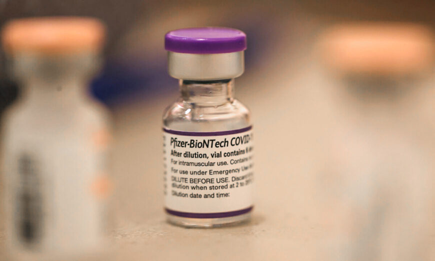 Ngày càng nhiều bác sĩ cho biết sẽ không chích mũi bổ sung vaccine COVID-19