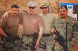 Các binh sĩ ở thành phố Sadr, Iraq. (Ảnh: Được sự cho phép của ông Boone Cutler)