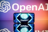 Màn hình hiển thị các logo của OpenAI và ChatGPT ở Toulouse, Pháp, hôm 23/01/2023. (Ảnh: Lionel Bonaventure/AFP qua Getty Images)