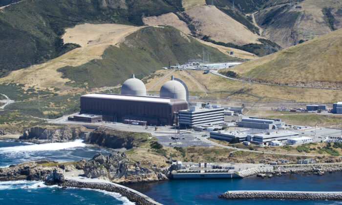 Nhà máy điện hạt nhân Diablo Canyon, phía nam Los Osos, ở Avila Beach, California, vào ngày 20/06/2010. (Ảnh: Joe Johnston/The Tribune qua AP)