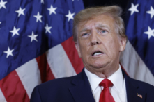 Cựu Tổng thống Donald Trump nói chuyện với các phóng viên trước khi có bài diễn văn tại Hội nghị Hành động Chính trị Bảo tồn truyền thống (CPAC) thường niên ở National Harbor, Maryland, hôm 04/03/2023. (Ảnh: Anna Moneymaker/Getty Images)