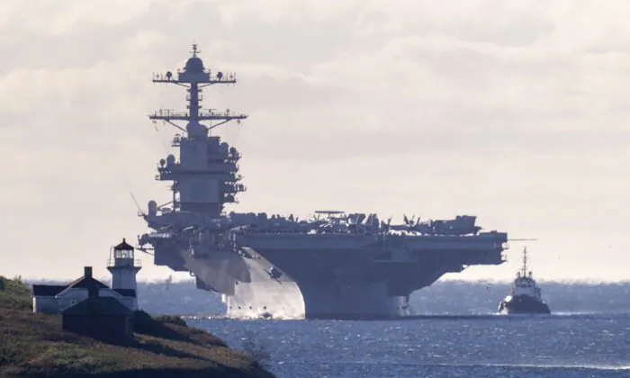 Hàng không mẫu hạm USS Gerald R. Ford của Hải quân Hoa Kỳ được hạ thủy vào năm 2017. (Ảnh: The Canadian Press/Andrew Vaughan)