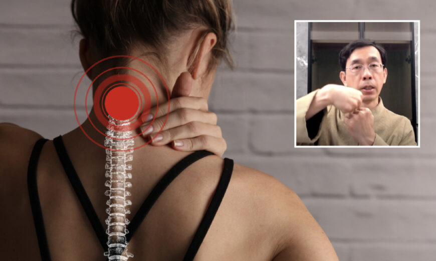 Thiếu tập thể dục, tư thế xấu, lưu thông máu ít và kém linh hoạt có thể dẫn đến đau cơ và cổ.(Ảnh: Shutterstock/ Wu Kuo-Pin/ The Epoch Times)
