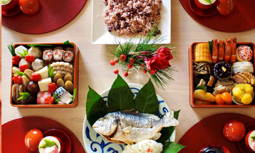 Người Nhật có tuổi thọ trung bình cao nhất thế giới và điều này có liên quan mật thiết đến văn hóa ẩm thực của họ. Hình ảnh trên mô tả một món ăn truyền thống trong ngày Tết của Nhật Bản.