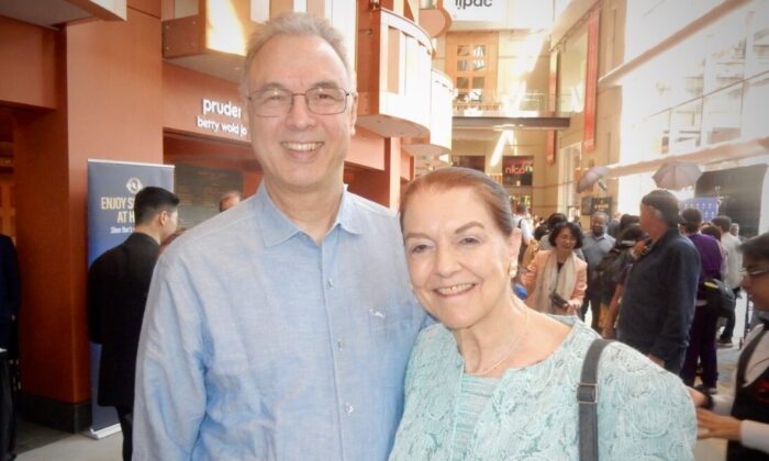Cựu nghệ sĩ múa ba lê chuyên nghiệp: Shen Yun thuần khiết và hoàn mỹ