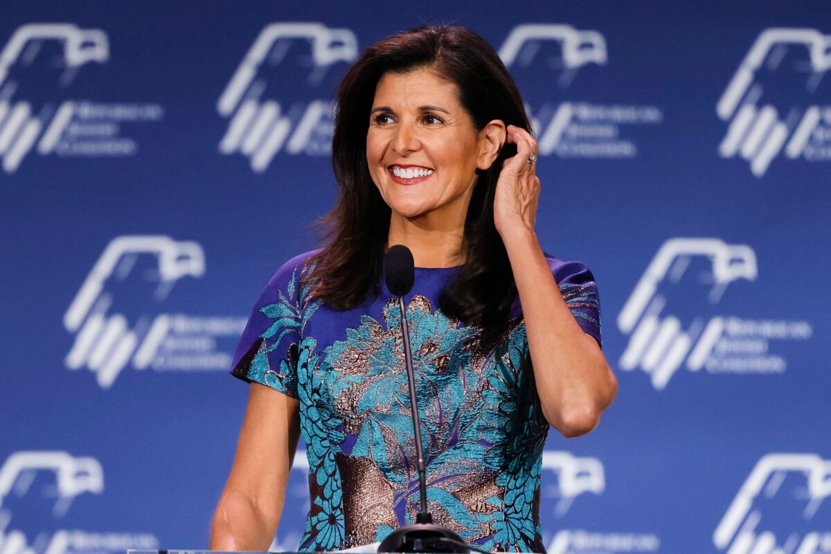 Bà Nikki Haley, cựu Thống đốc South Carolina thuộc Đảng Cộng Hòa, nói chuyện tại Las Vegas, Nevada, vào ngày 19/11/2022. (Ảnh: Wade Vandervort/AFP qua Getty Images)