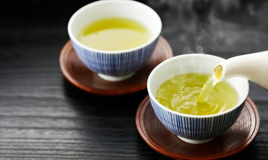 Nhiều nghiên cứu cho thấy uống trà xanh giúp giảm áp lực và trầm cảm. (Ảnh: Nishihama/Shutterstock)