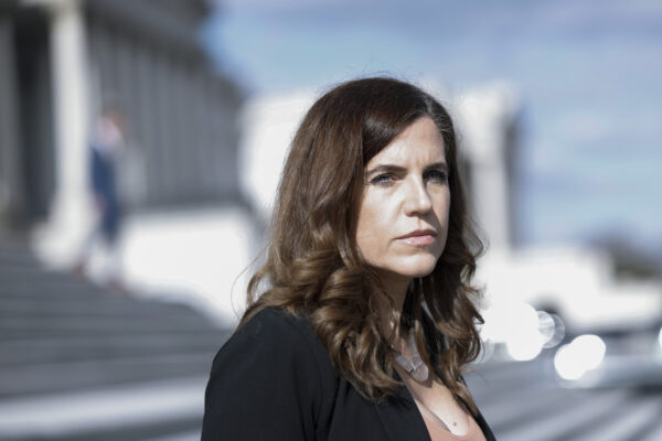 Dân biểu Nancy Mace (Cộng Hòa-South Carolina) tại Hoa Thịnh Đốn hôm 27/01/2023. (Ảnh: Anna Moneymaker/Getty Images)