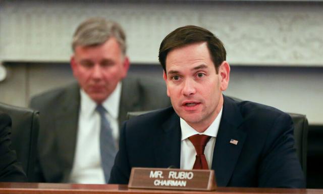 Thượng nghị sĩ Marco Rubio (Cộng Hòa-Florida), chủ tịch Ủy ban Doanh nghiệp và Doanh nghiệp Nhỏ, diễn thuyết tại phiên điều trần của thượng viện “Made in China 2025 và Tương lai Ngành Công nghiệp Hoa Kỳ” ở Hoa Thịnh Đốn vào ngày 27/02/2019. (Ảnh: Jennifer Zeng/The Epoch Times)