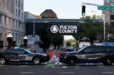 Cảnh sát Quận Fulton chặn một con đường phía trước Tòa án Quận Fulton ở Atlanta, Georgia, hôm 14/08/2023. (Ảnh: Joe Raedle/Getty Images)