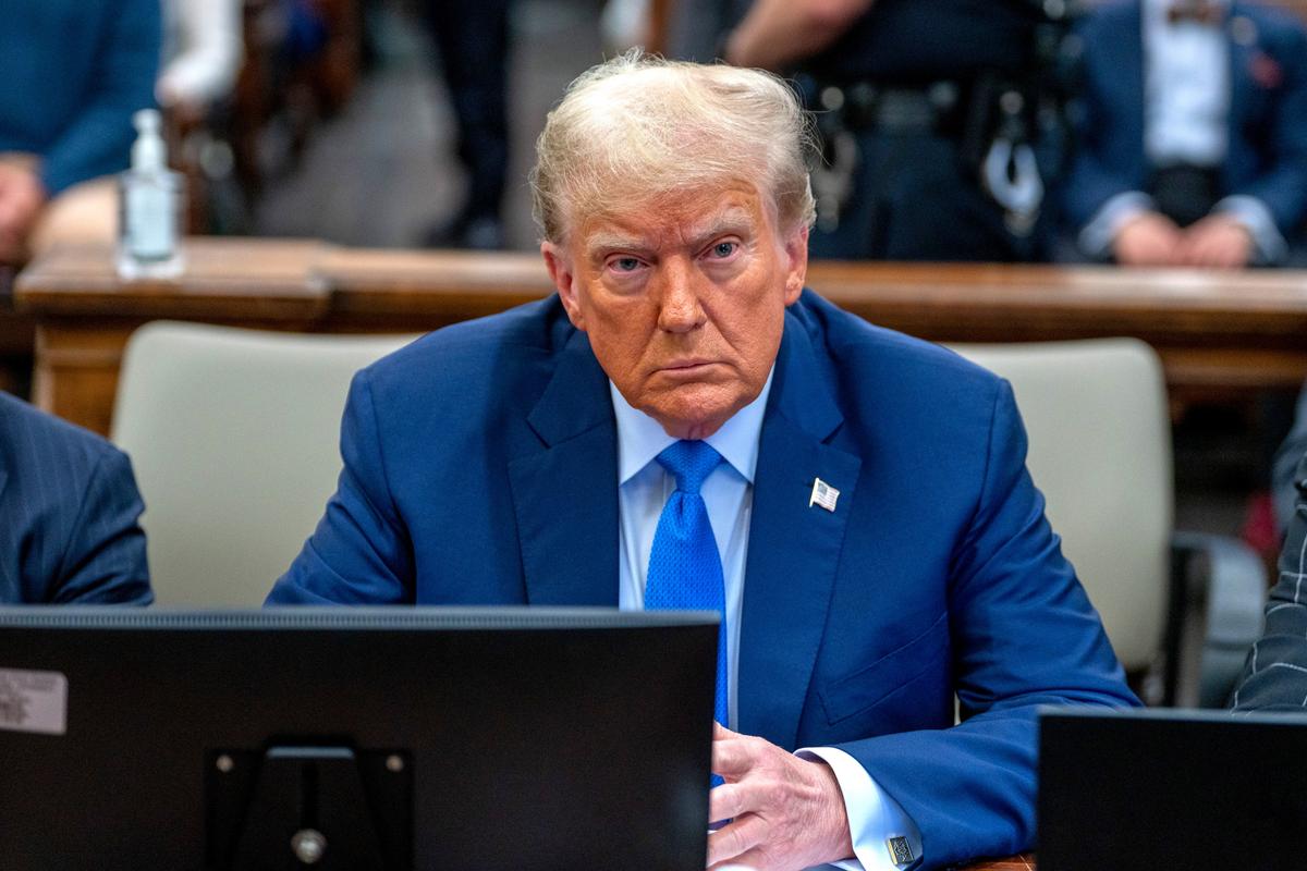 Cựu TT Trump cho lời khai về tài sản và giá trị ròng, nói với bên công tố rằng họ ‘không có cơ sở pháp lý’