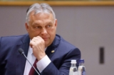 Thủ tướng Hungary Viktor Orban theo dõi cuộc họp của các nhà lãnh đạo EU-Tây Balkan tại Brussels vào ngày 23/06/2022. (Ảnh: Ludovic Marin/AFP qua Getty Images)