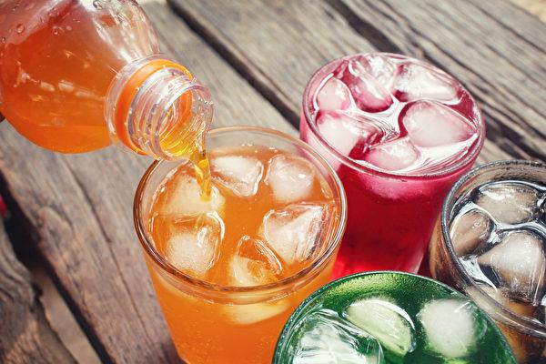 Nước là tốt nhất – Những lựa chọn thay thế thức uống có đường để có sức khỏe tốt hơn