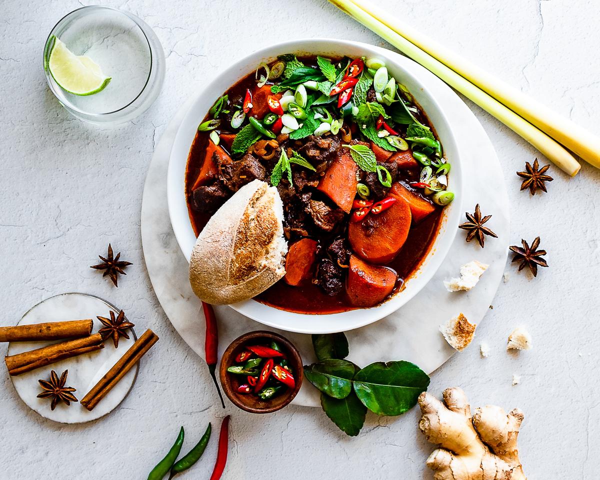 Món bò kho của người Việt