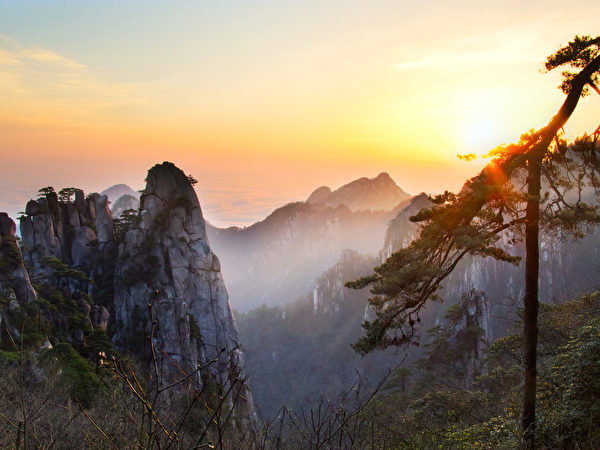 Trong một không gian và thời gian khác nhau, Thần Phật và quỷ thần đều có ở khắp mọi nơi. (Ảnh: Fotolia）