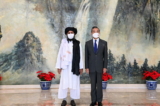 Trung Quốc chính thức tiếp nhận ‘quốc thư’ của Taliban và bị chỉ trích ‘lang sói hợp tác’