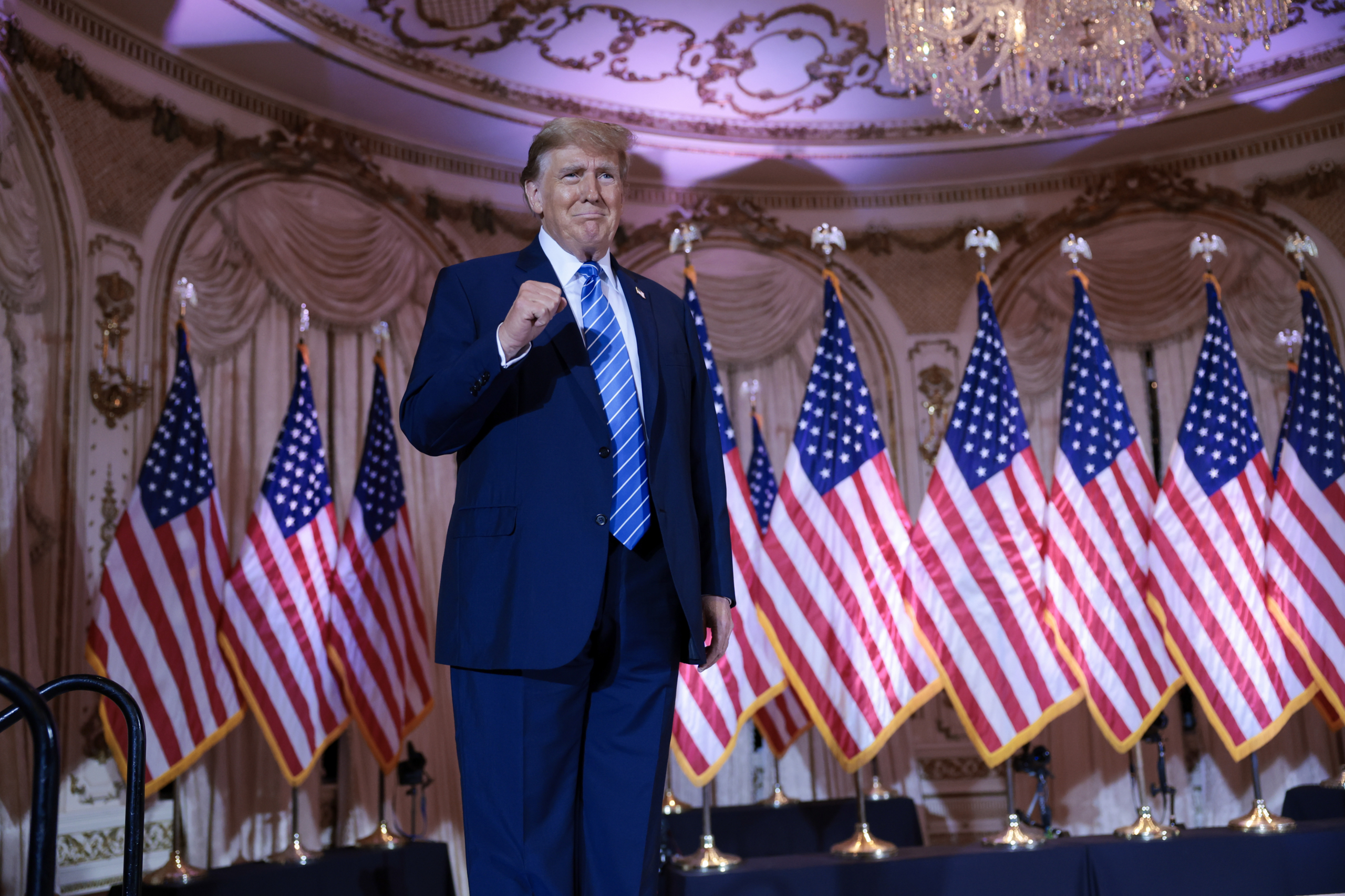 Tin cập nhật: Cựu TT Trump thắng đậm ở các tiểu bang vào Siêu Thứ Ba