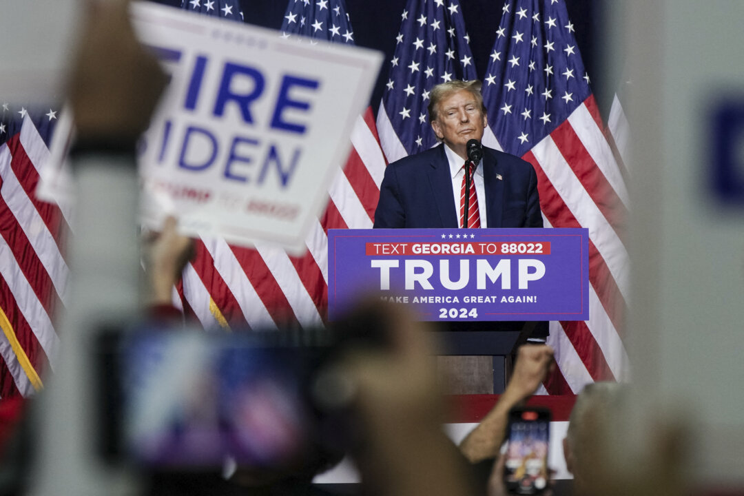 Nhóm Đảng Cộng Hòa phát động chiến dịch trị giá 50 triệu USD để ngăn chặn cựu TT Trump năm 2024