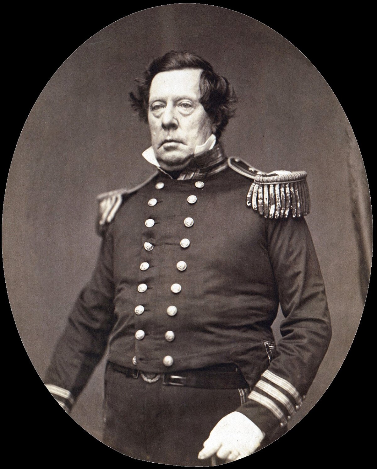 Chân dung Phó đề đốc Matthew Calbraith Perry của nhiếp ảnh gia Mathew Benjamin Brady. Bảo tàng Nghệ thuật Metropolitan. (Ảnh: Tư liệu công cộng)
