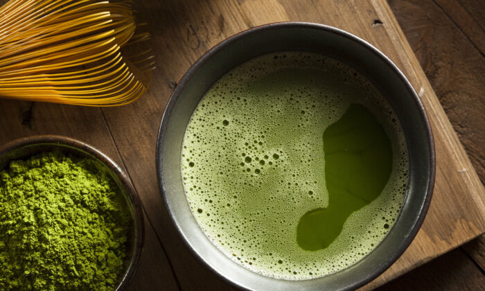 Nước súc miệng Matcha ức chế vi khuẩn gây viêm nha chu