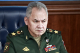 Bộ trưởng Quốc phòng đương thời Sergei Shoigu tham dự một cuộc họp của Tổng thống Nga Vladimir Putin với các sĩ quan quân sự cấp cao tại Moscow, Nga vào ngày 21/12/2022. (Ảnh: Sergey Fadeichev, Sputnik, Kremlin Pool Photo qua AP)