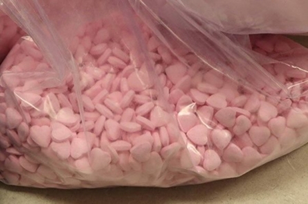 Khám phá đường dây cung ứng fentanyl quốc tế: Người mua nhập thành phần chính từ Trung Quốc