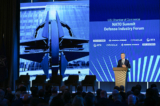 Tổng Thư ký NATO Jens Stoltenberg trình bày tại Phòng Thương mại Hoa Kỳ ở Hoa Thịnh Đốn hôm 09/07/2024. (Ảnh: Drew Angerer/AFP qua Getty Images)