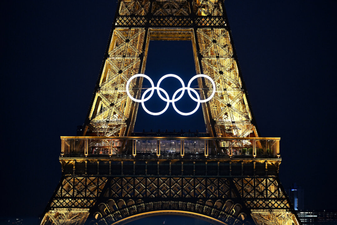 Tín đồ Cơ Đốc Giáo chỉ trích lễ khai mạc Thế vận hội Paris với phần biểu diễn giả trang nữ nhại lại ‘Bữa Tiệc Ly’